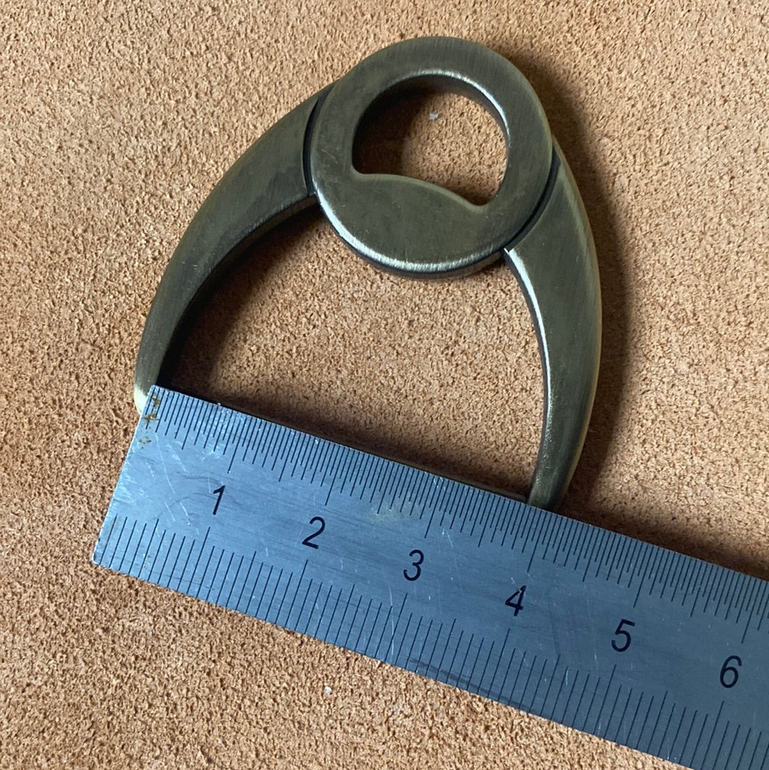 D-ring with double loop guide 37 mm passage antique brass