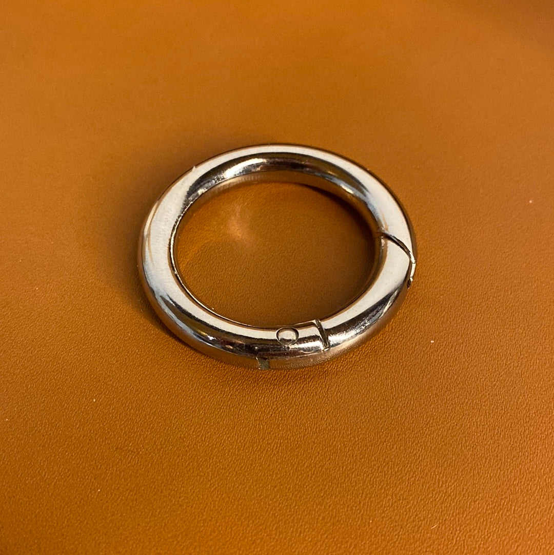 Rundkarabiner 30 mm Durchlass. Drahtstärke 6 mm