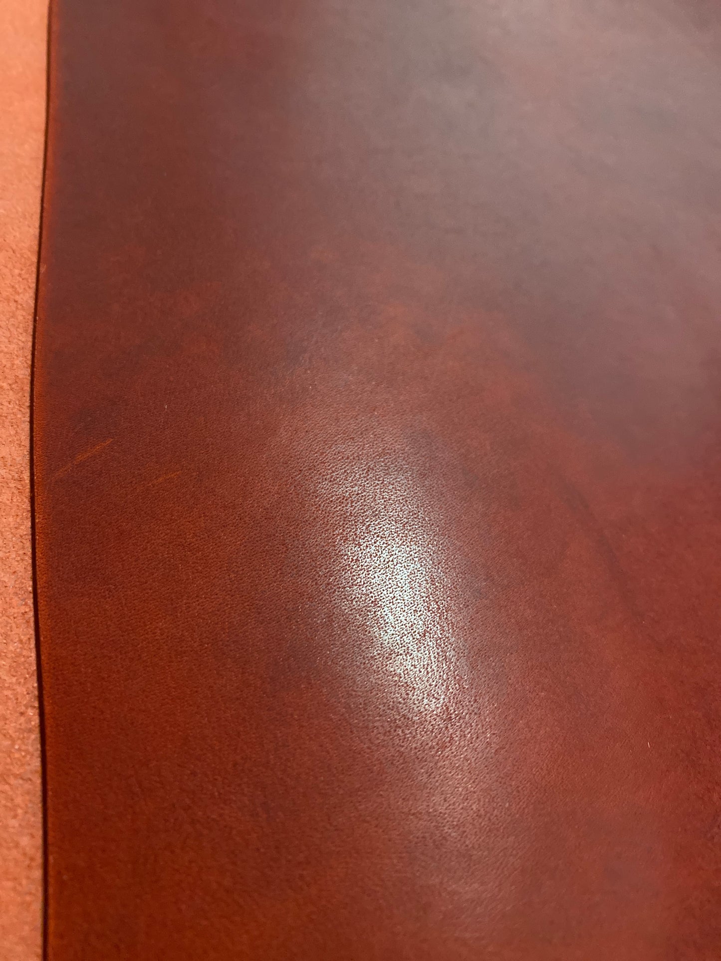 Horween Leder - Cypress „Rojo Persa“ 5-5,5 Oz.