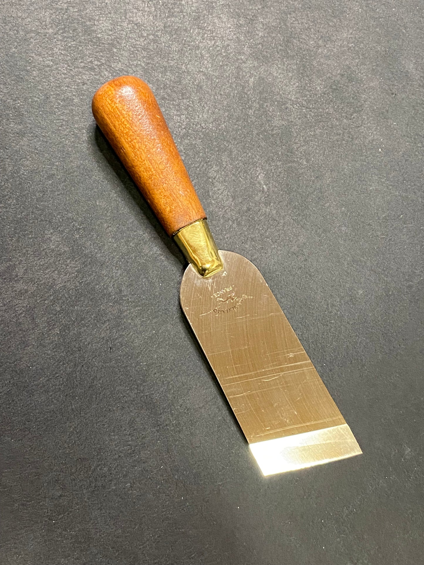 Vergez Blanchard Couteau à aiguiser avec manche en bois