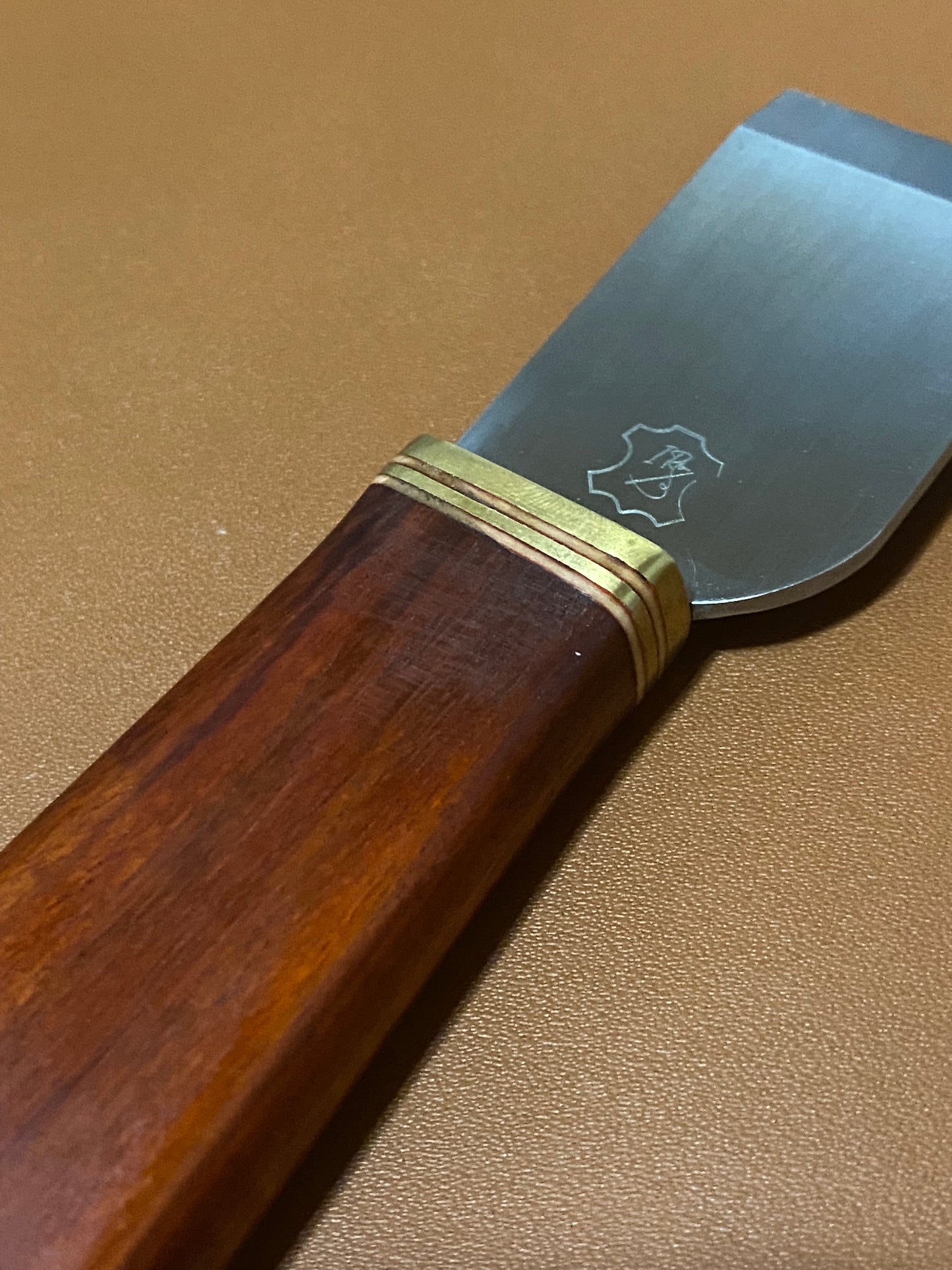 Kevin Lee Messer 3cm, per lavori in pelle. Coltello per scollare. Coltello per pelle.