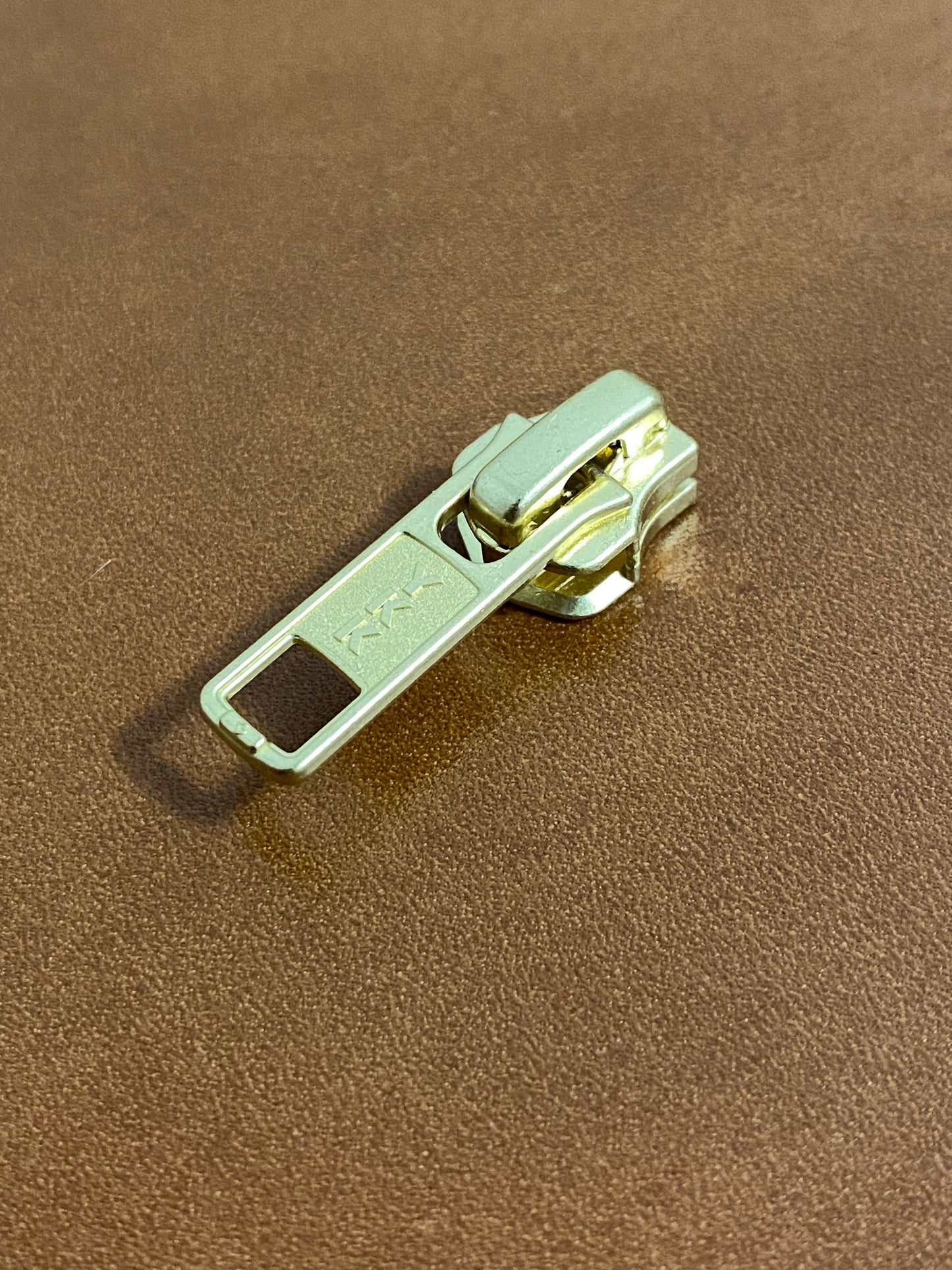 YKK Schieber 3 mm