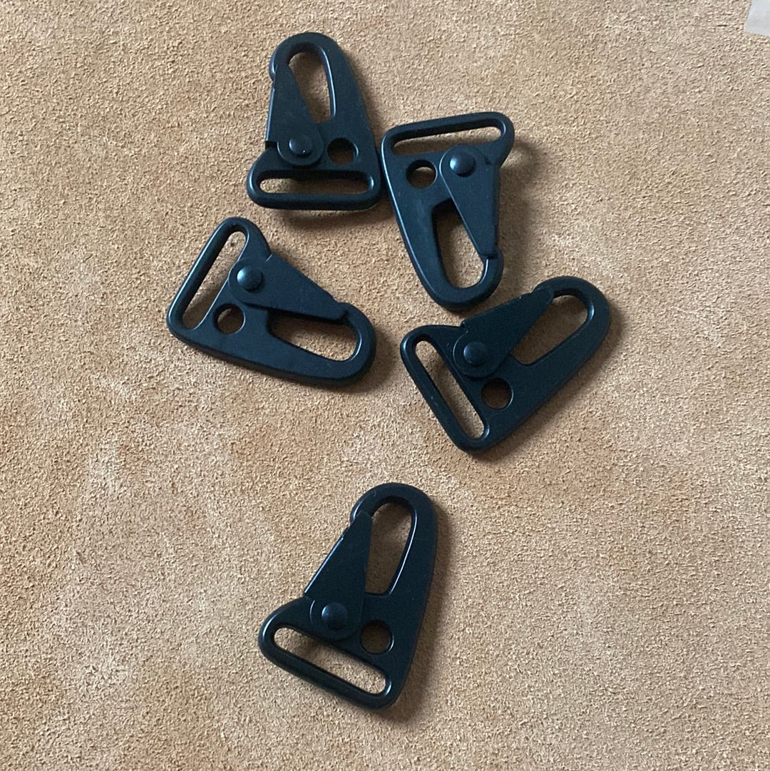 Moschettone piatto passaggio 25 mm. Spessore filo 4 mm