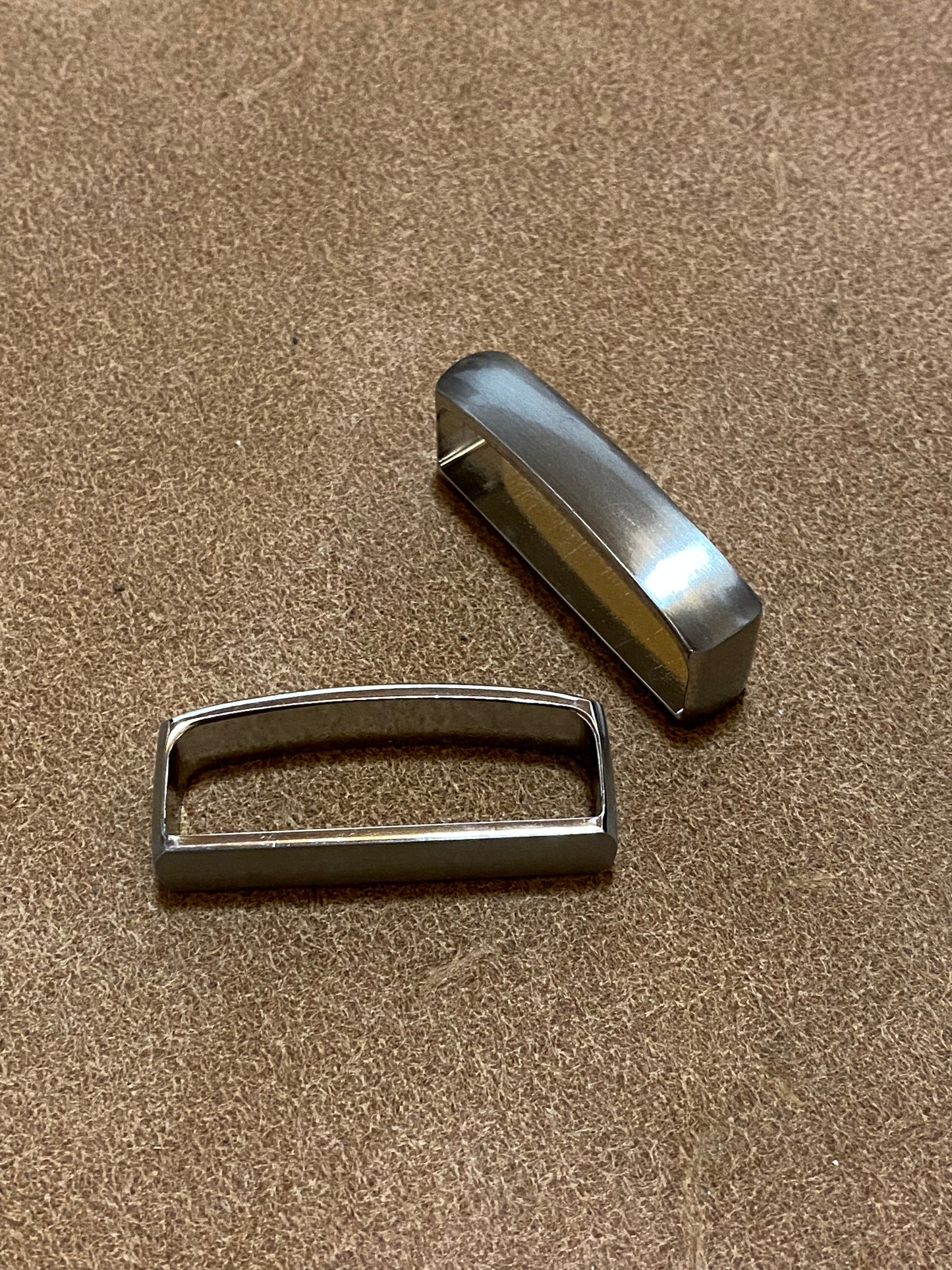 Weißbronze Schlaufe 40mm