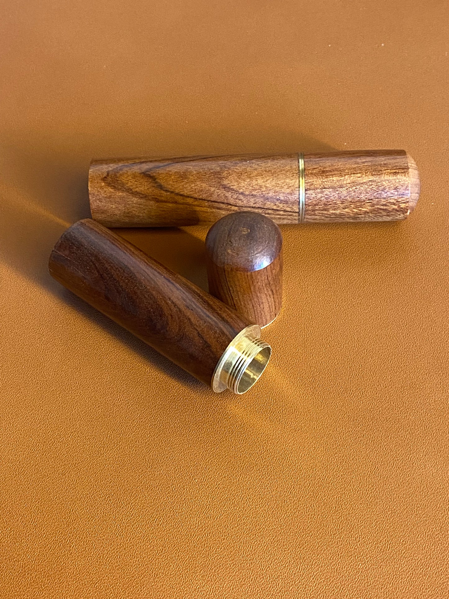 Wooden storage container for saddlery needles with screw lid