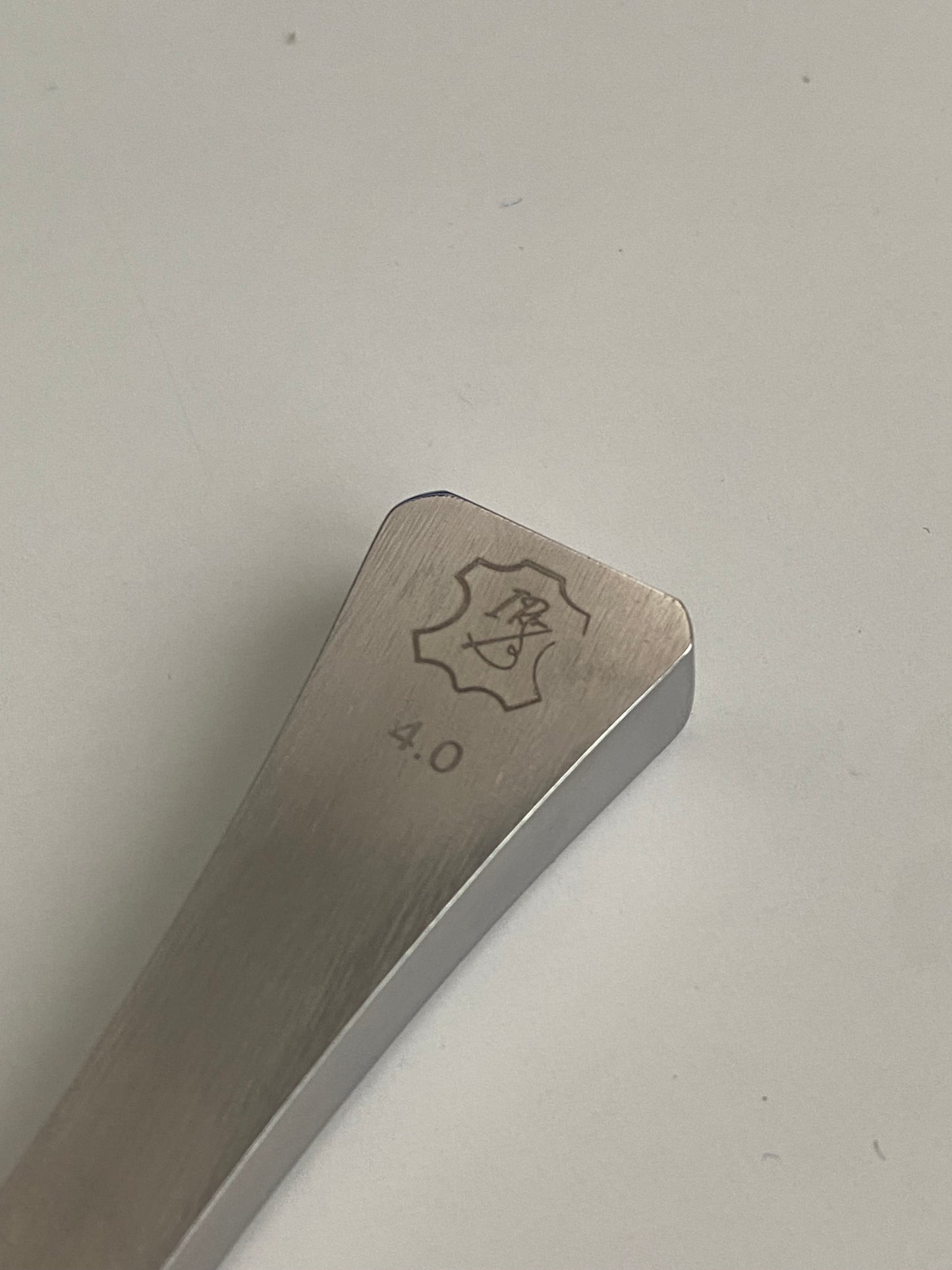 Set de 2 Kevin Lee Premium Prickeisen forme française.