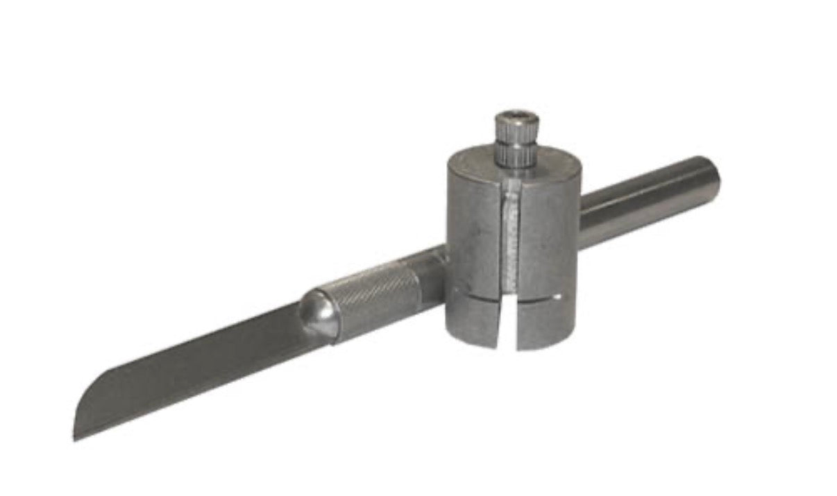 C.S. Osborne Lace Cutter #1000