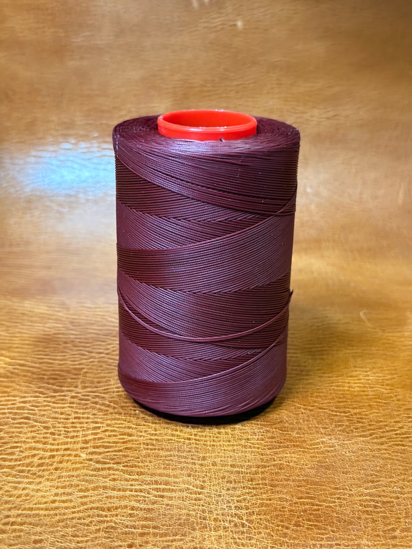 0.6 mm Ritza 25 tiger 100 m spool | Sewing thread for leather, waxed. Hand stitch, flat form