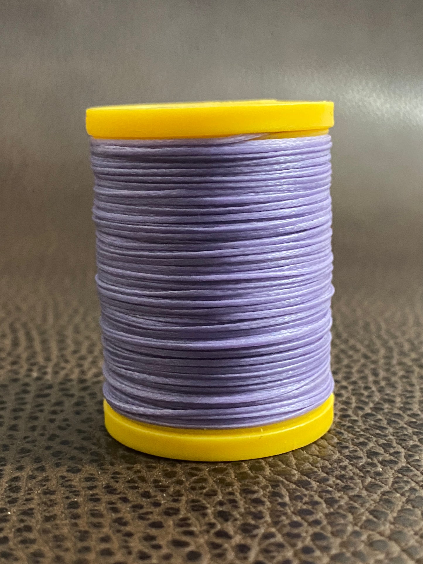 Luminous braid | 0,6 mm | gewachstes Garn - flach -