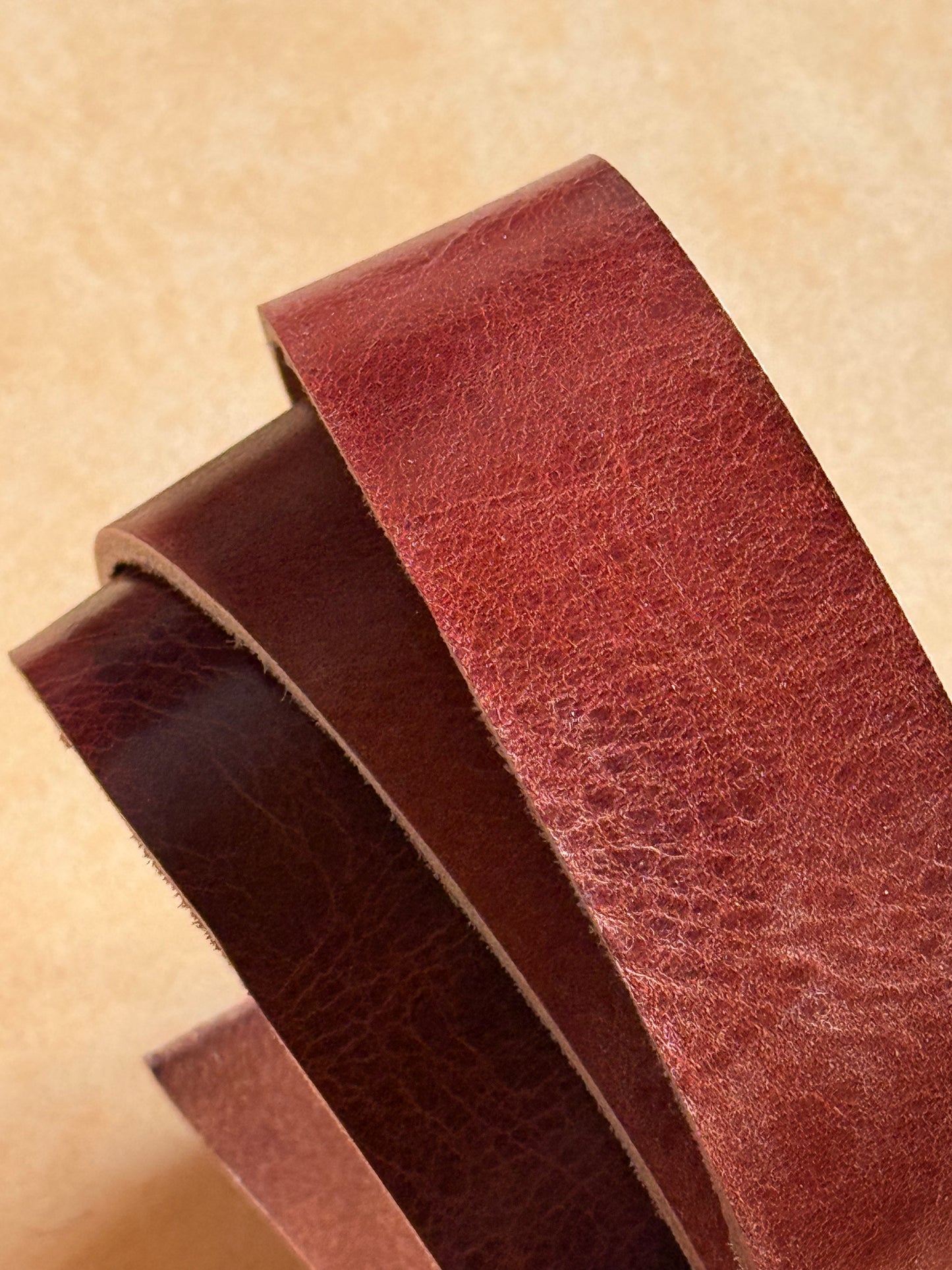 Leder Riemen 3,5 mm „Rost“ Charakter rustic 125-130 cm. Hals