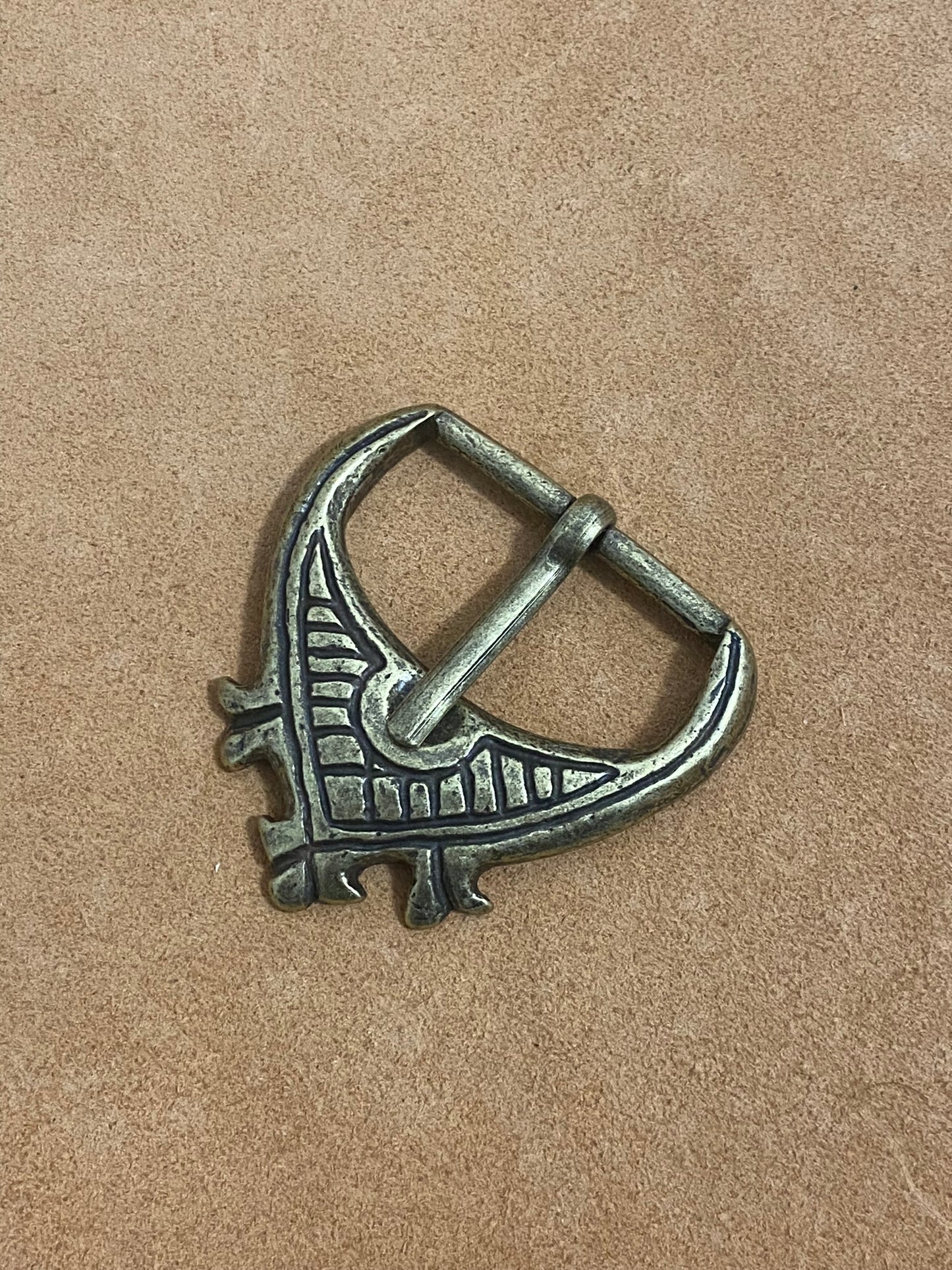 Arverner Buckle 65 x 61 mm | alto brass | 44 mm