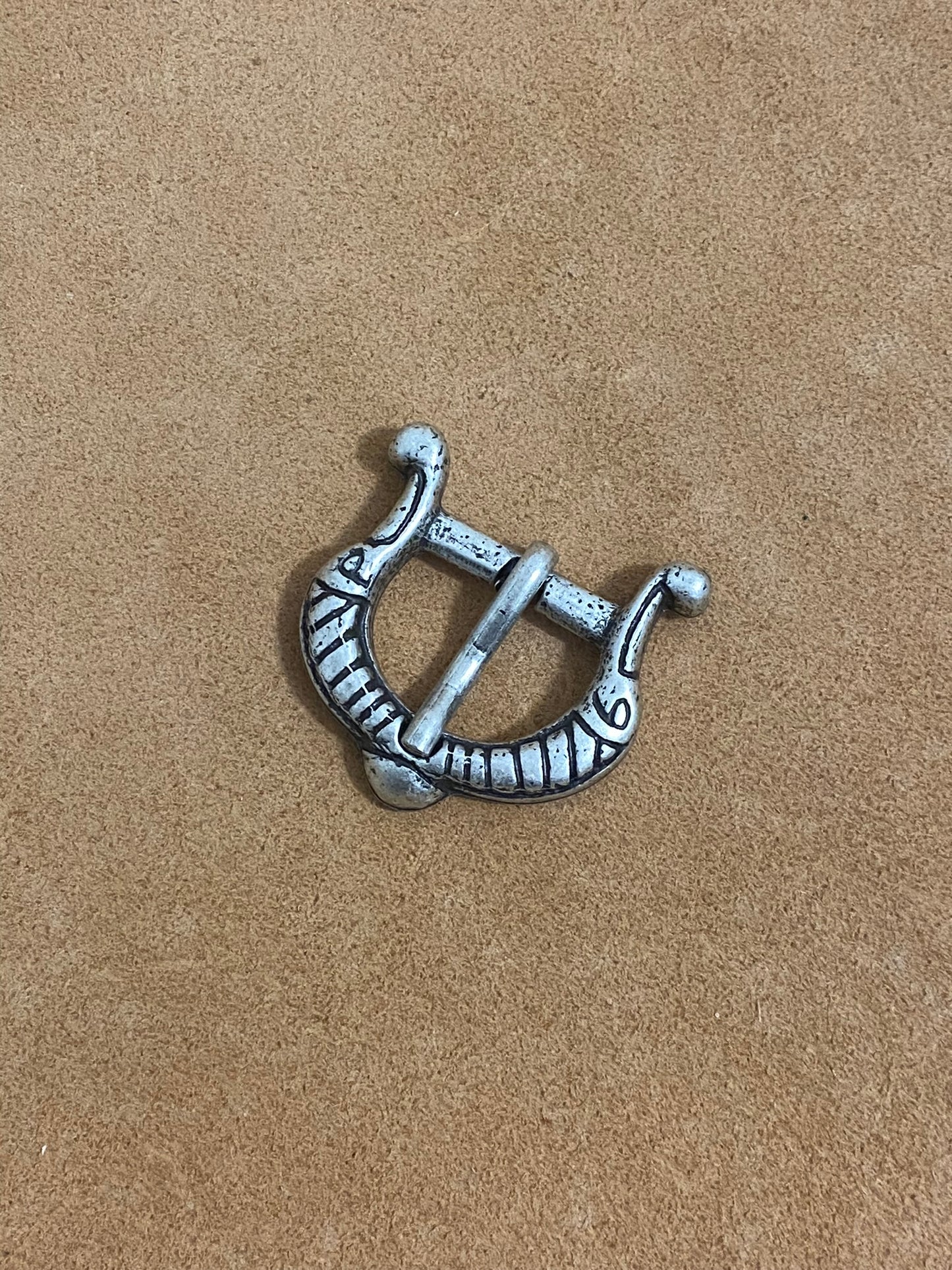 Fibbia Meduris 38 x 38 mm | real-altsilber | 24 mm