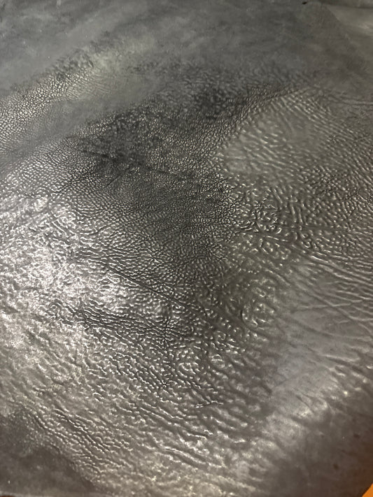 Horse leather Culatta 1,19 sqm. Col. Black. 2,2-2,8 mm