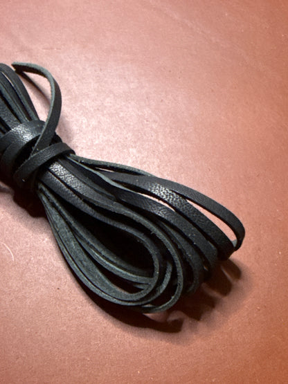 Flechtband aus Känguruleder 3mm. Leather lace. 1 Meter