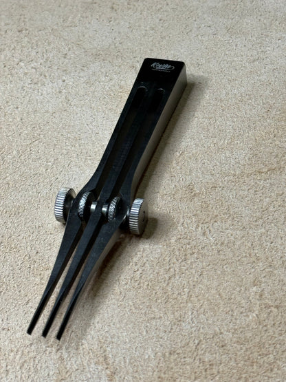 Kevin Lee justierbares Prickeisen französische Form. French style. Adjustable 3 prong stitiching chisel