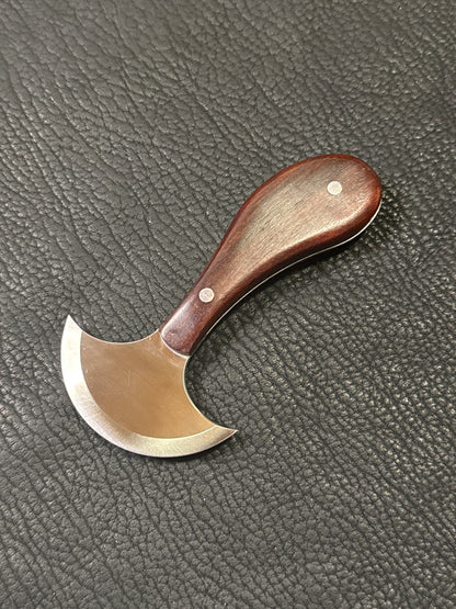 Kevin Lee pequeño cuchillo redondo para trabajos en cuero diámetro 6,8 cm. KL cuchillo redondo pequeño de hoja completa