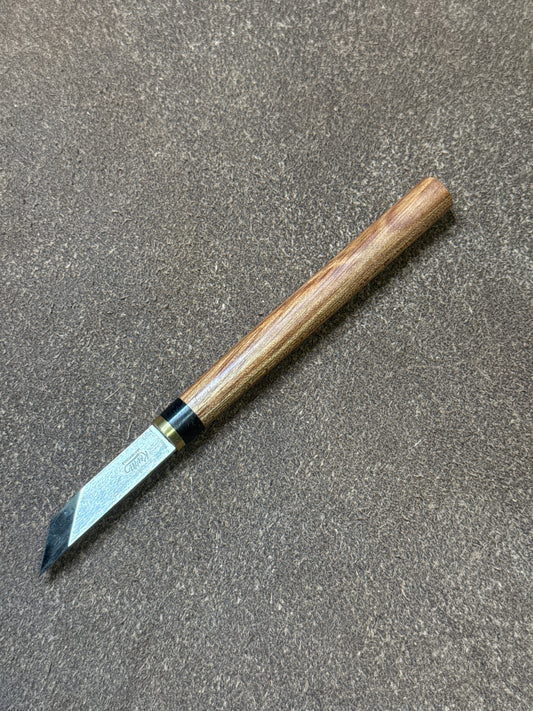Kevin Lee Detalle cuchillo para trabajos en cuero. Cuchillo de pluma. Cuchillo de cuero.