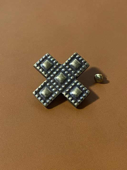 Decorative stud cross 34x34 mm. Antique brass