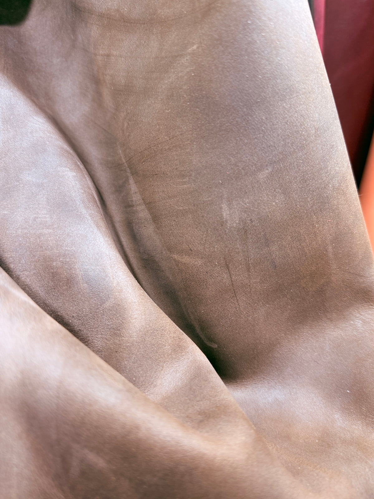 PREORDER Horween Leder -  Chamois 2,0 mm. Oiled nubuck