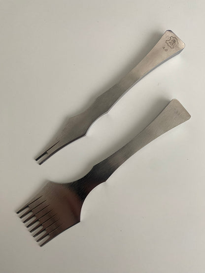 Set of 2 KL Premium prick irons French shape.