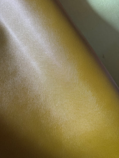 Saffiano Leder 1,4 mm. 1/2 Skin
