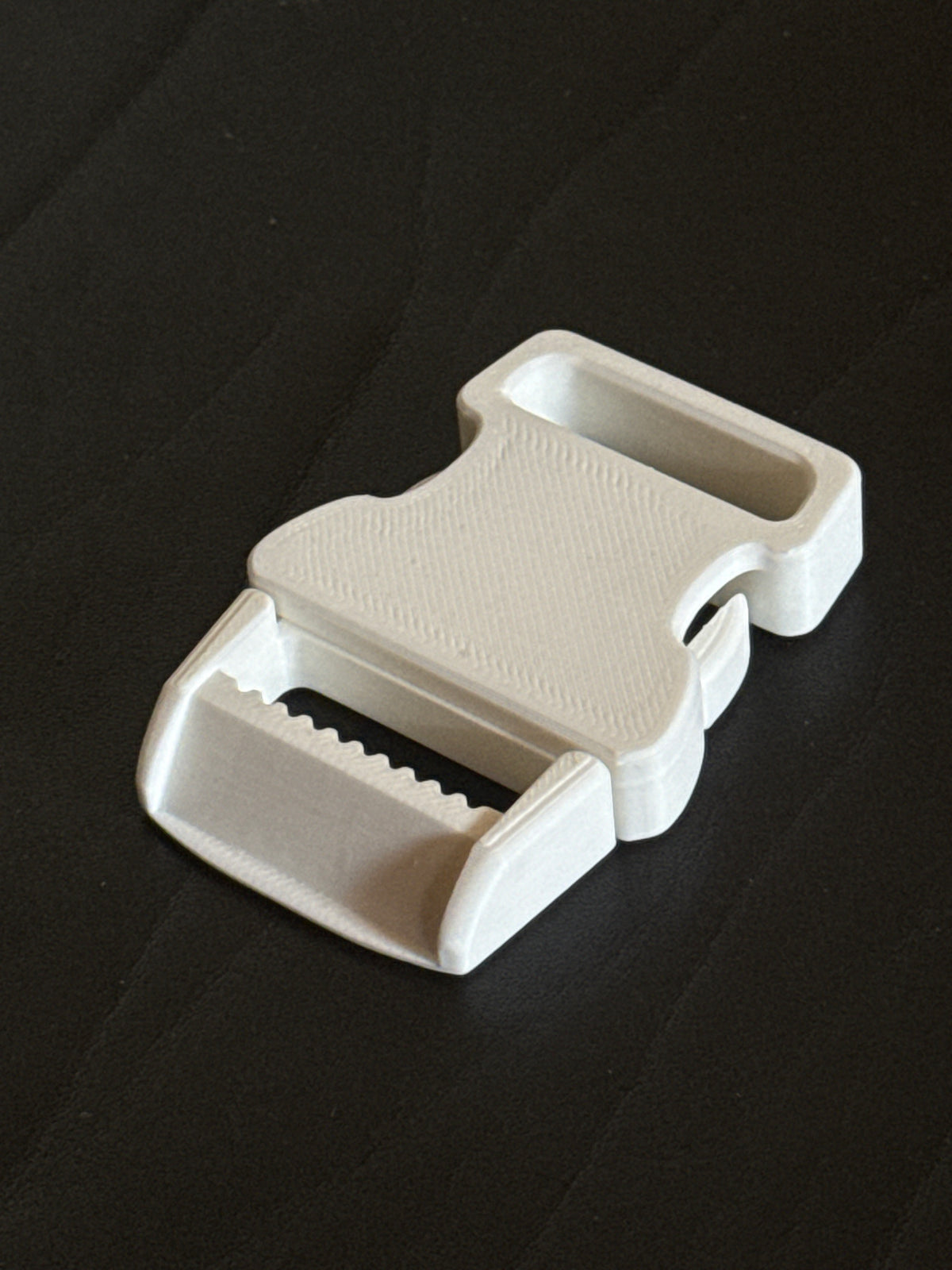 Snap Buckles plant based PLA Bioplastic.