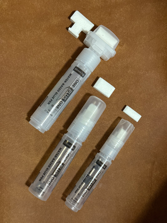 ONE PLUS ONE Glue Pen LEER + 1 Ersatzspitze