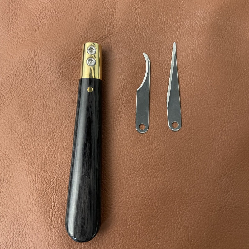Kevin Lee Detailmesser für Lederarbeiten. Inchangeable blade pattern knife