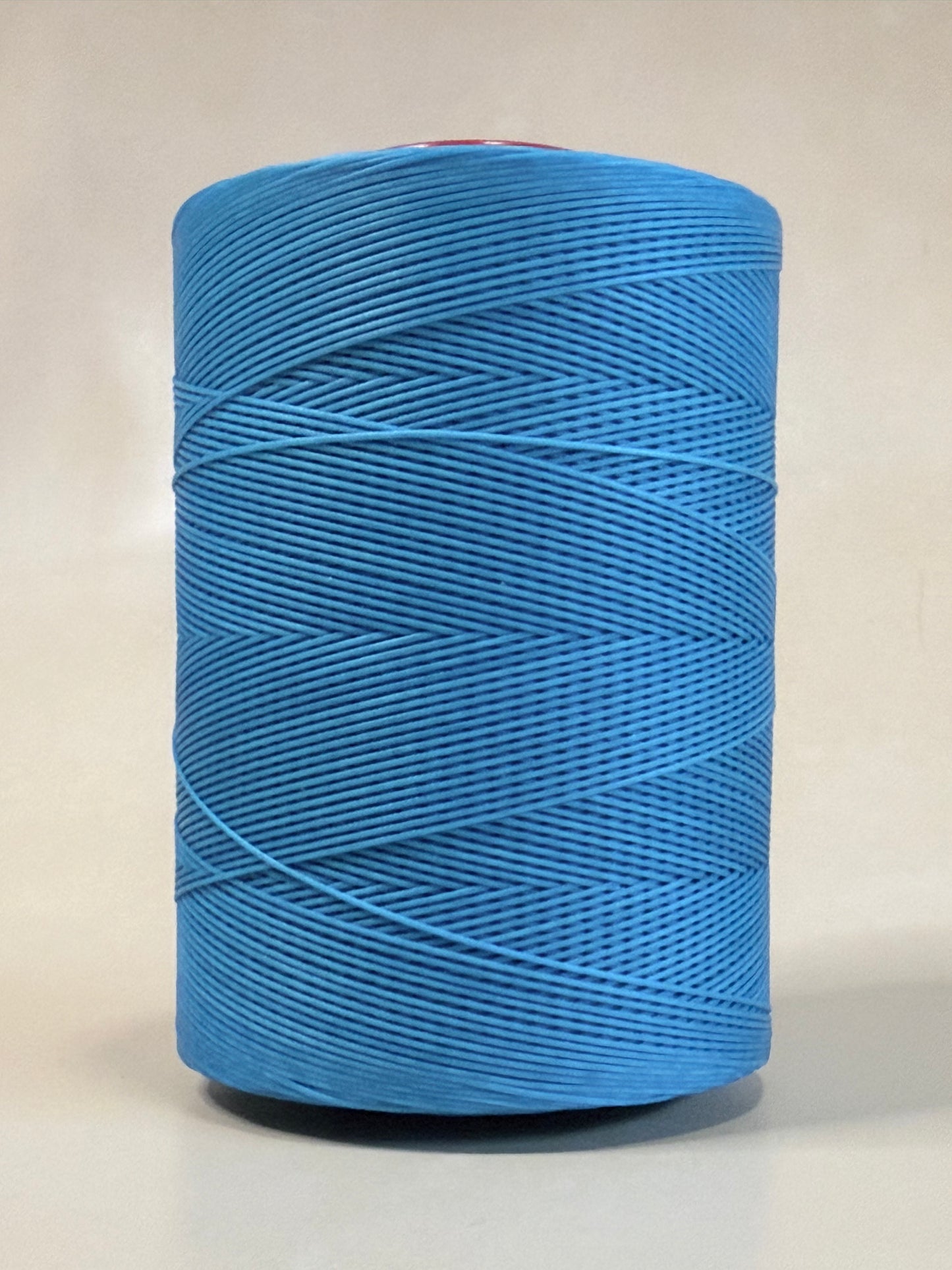 0,6 mm Ritza 25 tigre 100 m Spule | Filo da cucito per pelle, cerato. Punto a mano, forma piatta