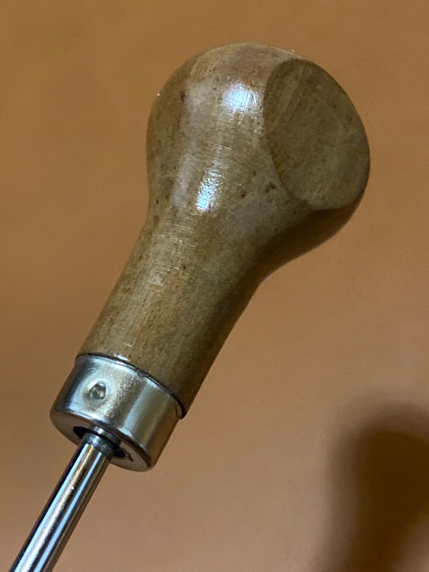 Large round awl 103 mm, diameter 3-4 mm