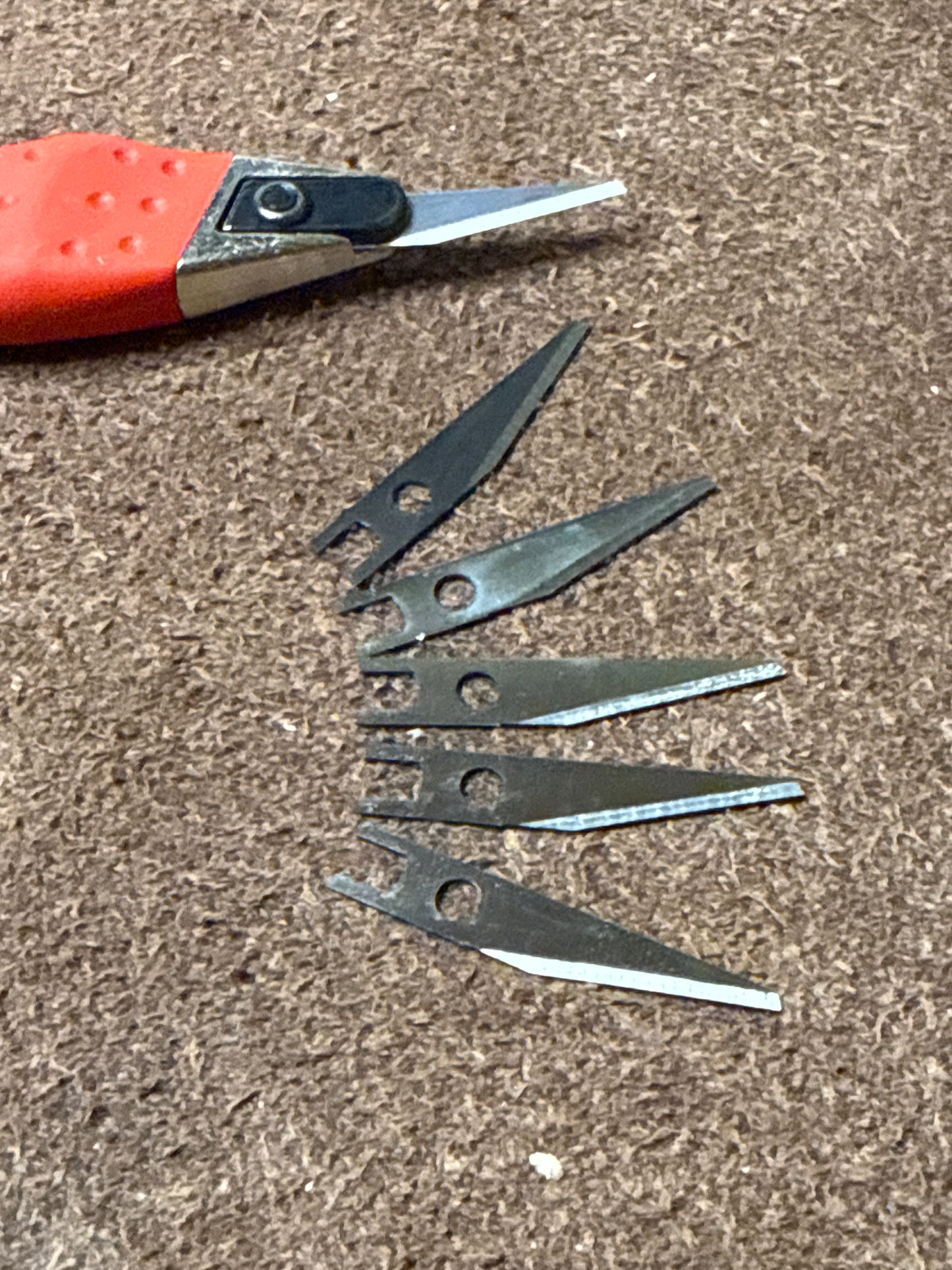 Mozart Detailmesser für Lederarbeiten.