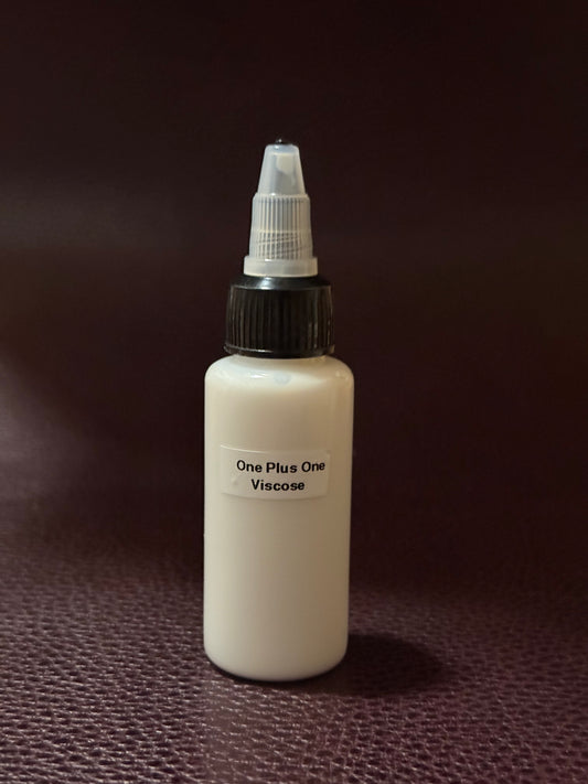 ONE PLUS ONE Adhesive – Viscous 40ml. Sehr hohe Klebekraft. Nicht für Marker geeignet