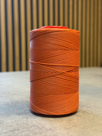 0,8 mm Ritza 25 tiger 50 m Spule | Nähgarn für Leder, gewachst. Handstich, flache Form
