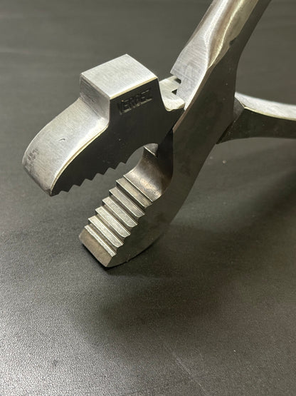 Vergez Blanchard Schusterzange Webbing pliers w. hammer claw