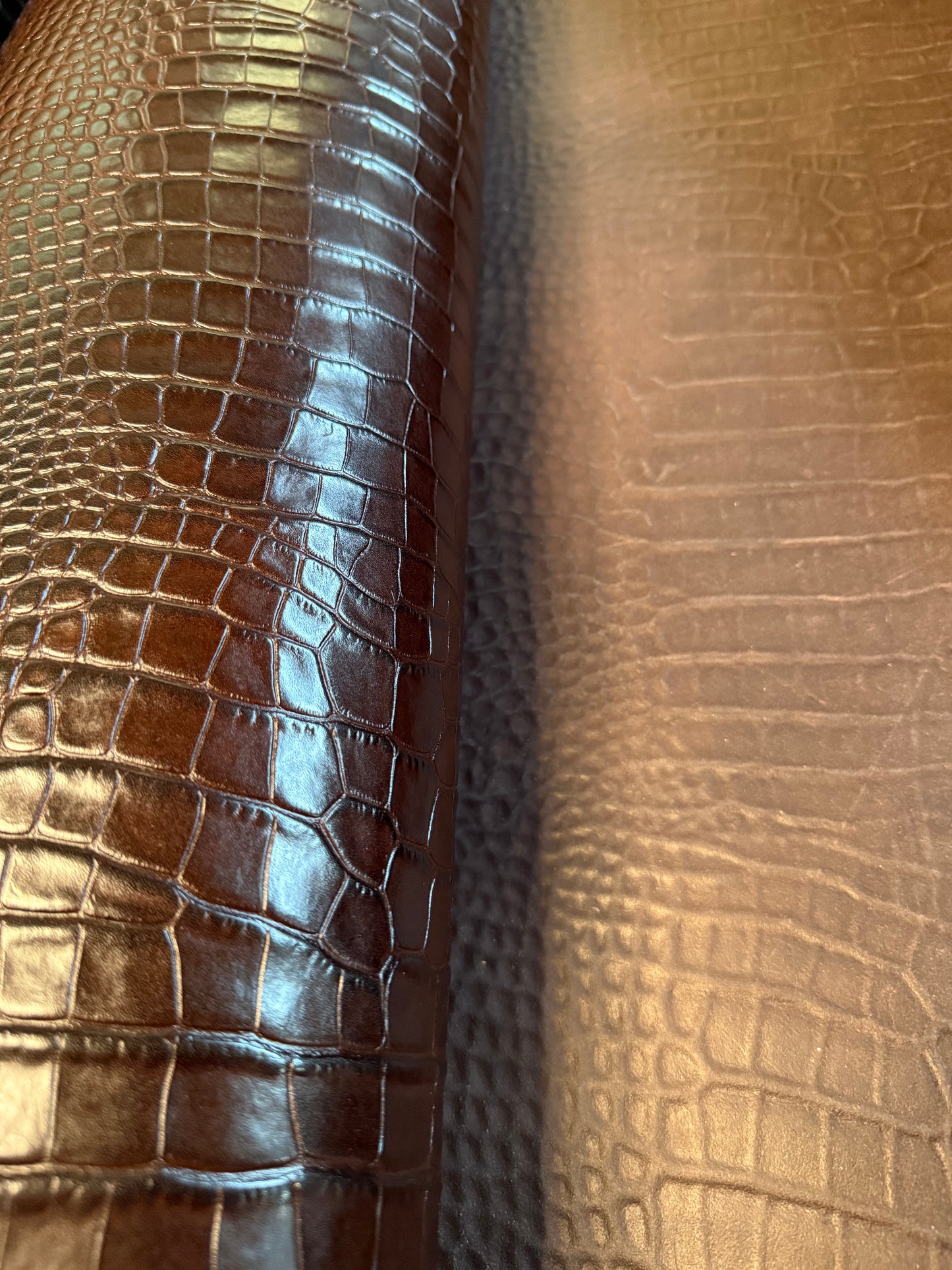 Crocodile embossed leather 1,8mm Leder col. Choco