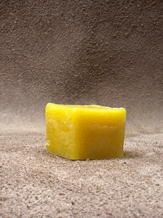 Bienenwachs Wachs Block ca. 3,5x3,5 cm 28g. Beeswax.