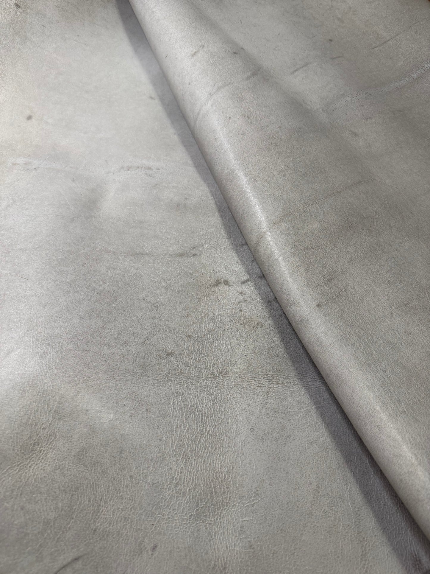 Kudu Waxy Leder, 2 mm. Col. Canvas. 1,29 m2 | C.F. Stead