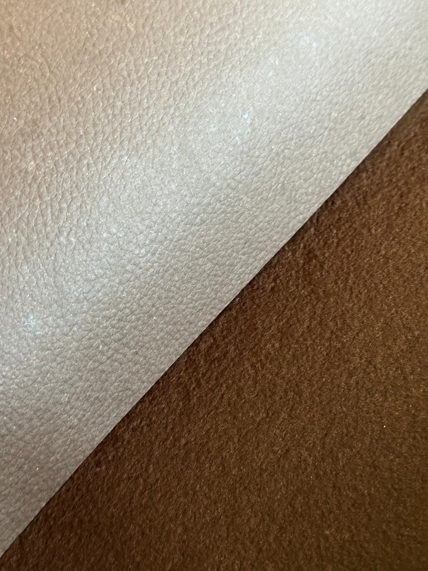 LOVR™ "Rilievo" 0,8 mm col. Marrone 60x40 cm